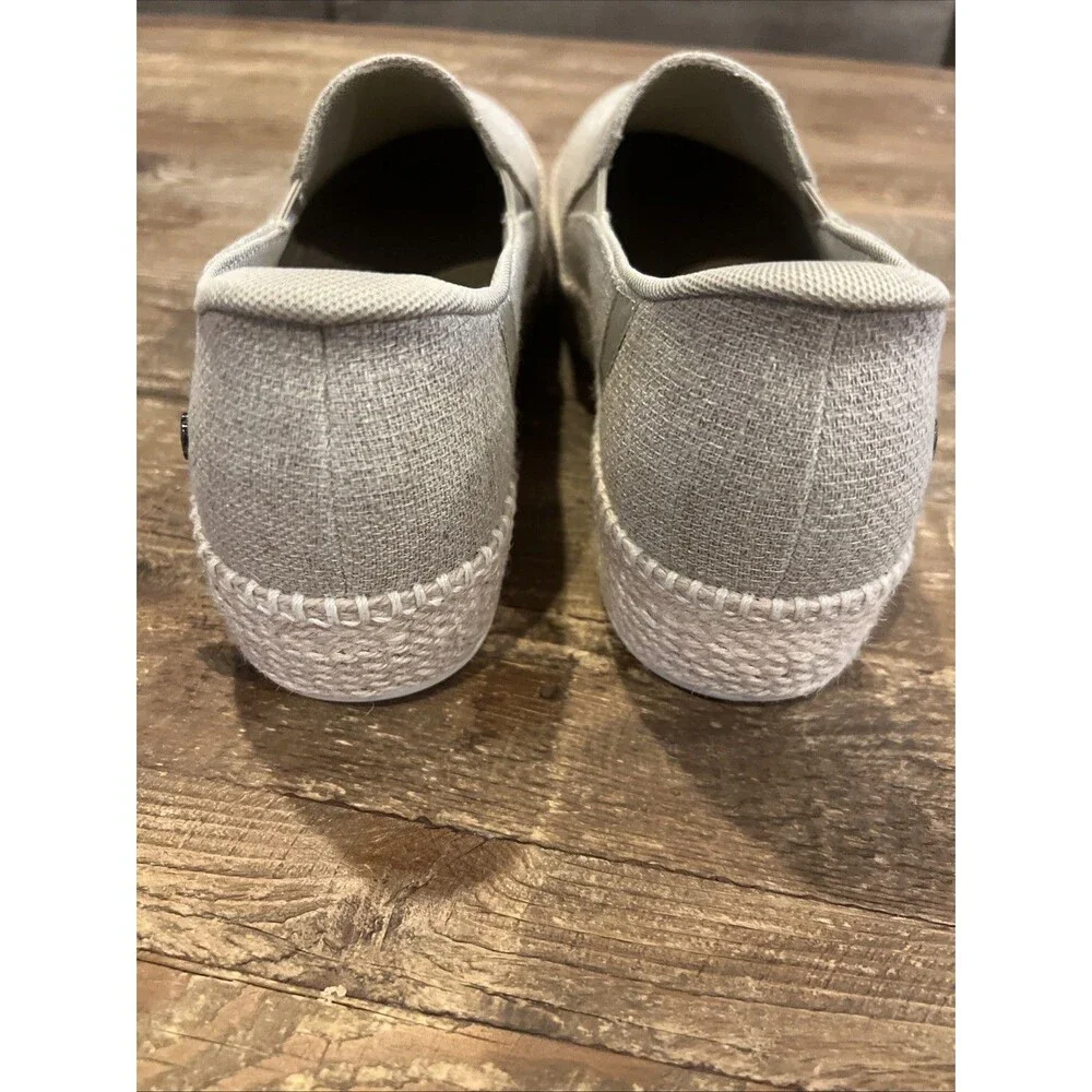 Skechers Martha Stewart BOBS Sesame By the Bay Natural Tan Slip Ons, 9.5